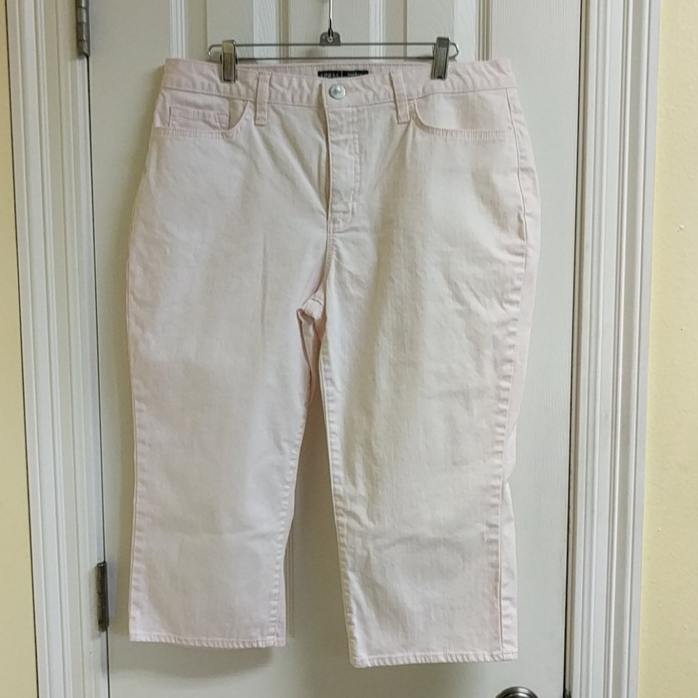 Riders Midrise Capri Pants
